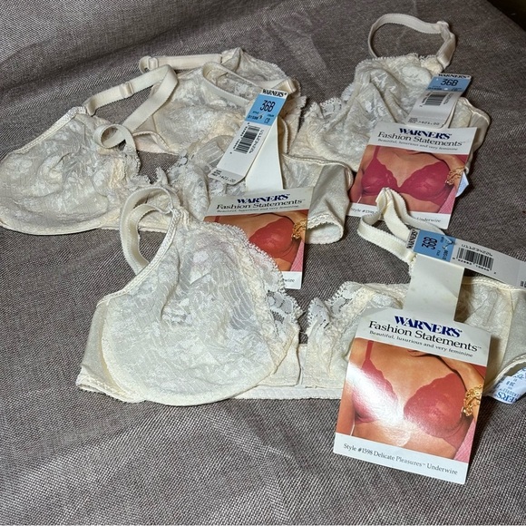 Bundle (3) Vintage Warners Lace Bra Size 36B - Picture 9 of 9